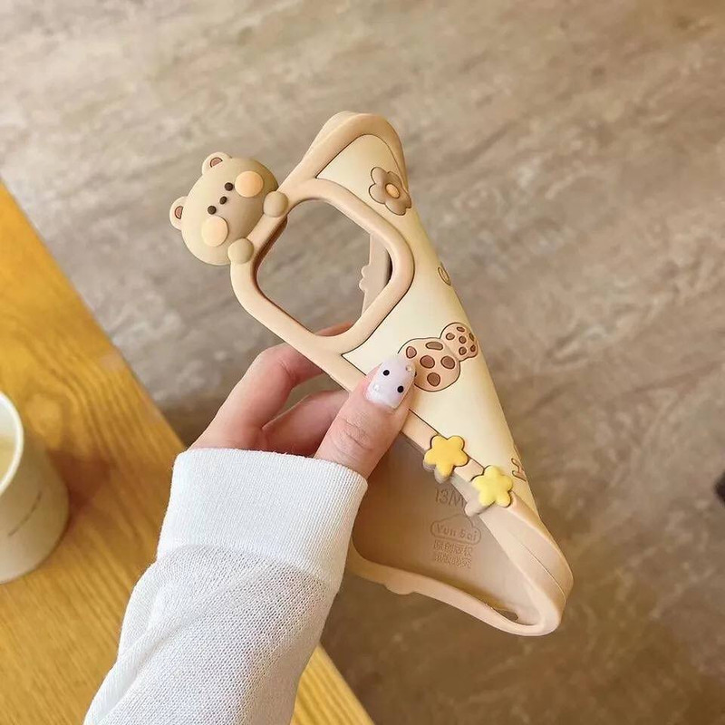 کاور طرح CUTE BEAR خرس بیسکویتی مناسب برای گوشی موبایل اپل IPHONE 13/14