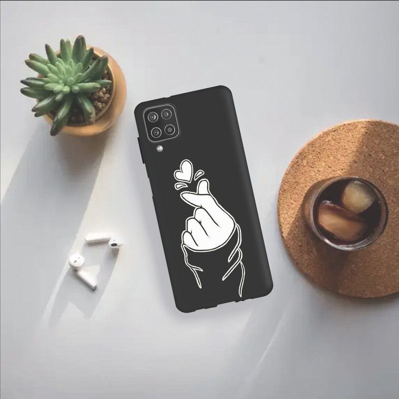 کاور طرح دست مناسب برای گوشی موبایل سامسونگ Galaxy A12