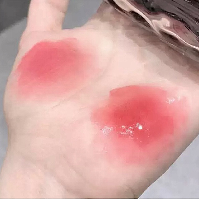 رژ لب مایع گه گه بیر مدل لیپ گلاس کد 05