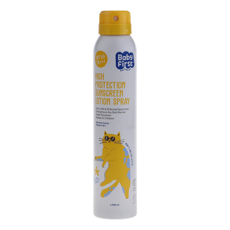 اسپری ضد آفتاب بدون رنگ بیبی فرست SPF 50 مدل پروبیوتیک محافظت کننده در برابر اشعه UVB,UVA با PA+++ مناسب پوستهای معمولی حجم 200 میلیلیتر
