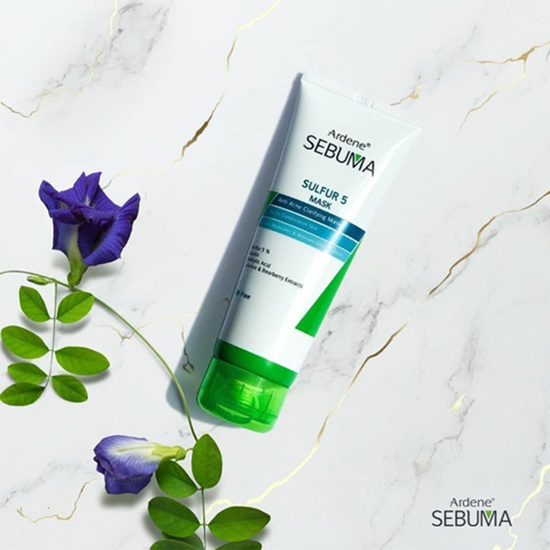 ماسک صورت آردن سبوما مدل Sulfur 5 حجم 75 میلیلیتر مناسب پوست مختلط با خاصیت ضد جوش، پاکسازی منافذ، جذب چربی اضافه، التیامدهنده و بازسازیکننده پوست، حاوی عصاره لیکوریس، چای سبز و آویشن