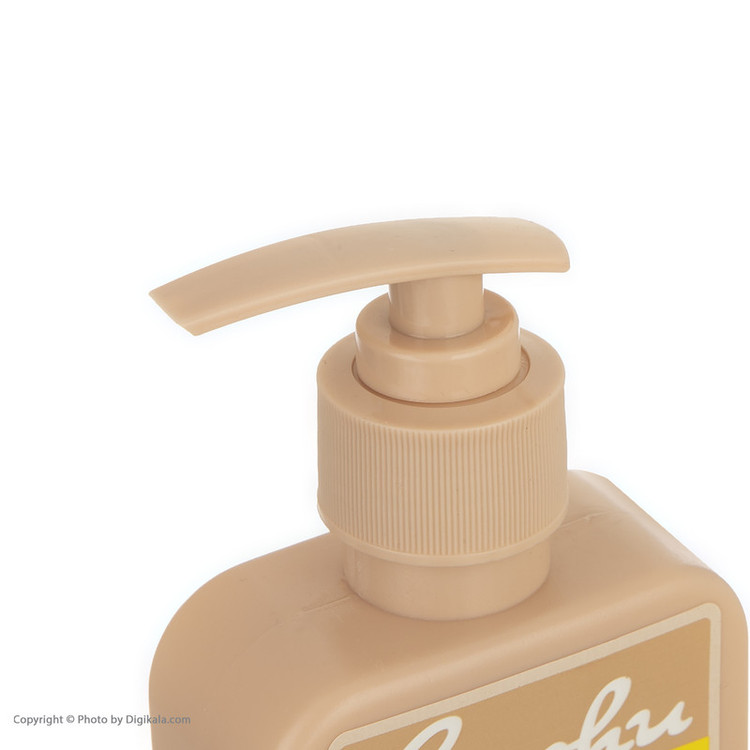 لوسیون بدن نرمکننده و آبرسان لیاشو مدل Shea Butter حجم 330 میلیلیتر مناسب انواع پوست، حاوی ویتامین B3 و E، روغن آرگان، فاقد پارابن، تسکیندهنده و ترمیمکننده پوست بعد از حمام