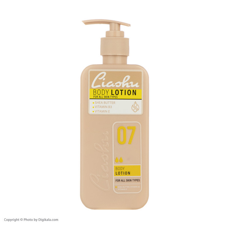 لوسیون بدن نرمکننده و آبرسان لیاشو مدل Shea Butter حجم 330 میلیلیتر مناسب انواع پوست، حاوی ویتامین B3 و E، روغن آرگان، فاقد پارابن، تسکیندهنده و ترمیمکننده پوست بعد از حمام