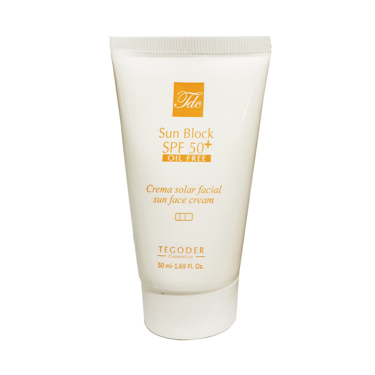کرم ضد آفتاب بدون رنگ تگودر SPF 50 مدل su0 مناسب پوست چرب و آکنه ای حجم 50 میلیلیتر