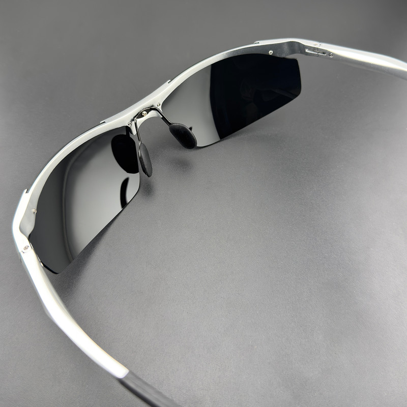 عینک ورزشی مدل 8179 Polarized Metal مناسب برای انواع ورزشها