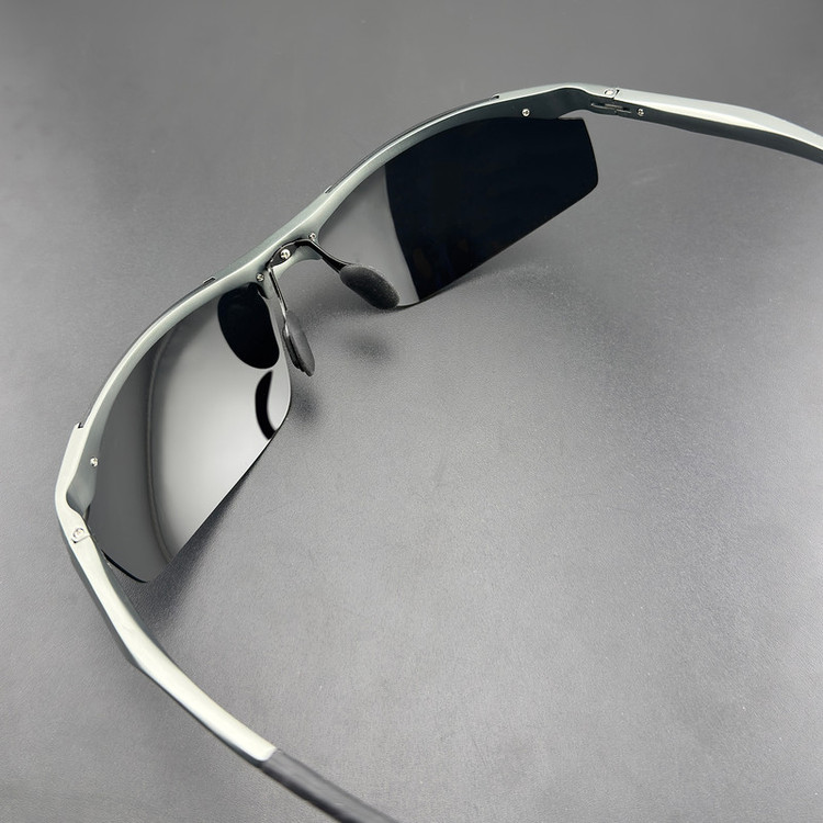 عینک ورزشی مدل 8179 Polarized Metal مناسب برای انواع ورزشها