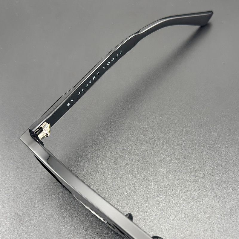عینک آفتابی خلبانی (Aviator) آلبرت وگ مدل S-32102-C1 Avantgarde Visionary