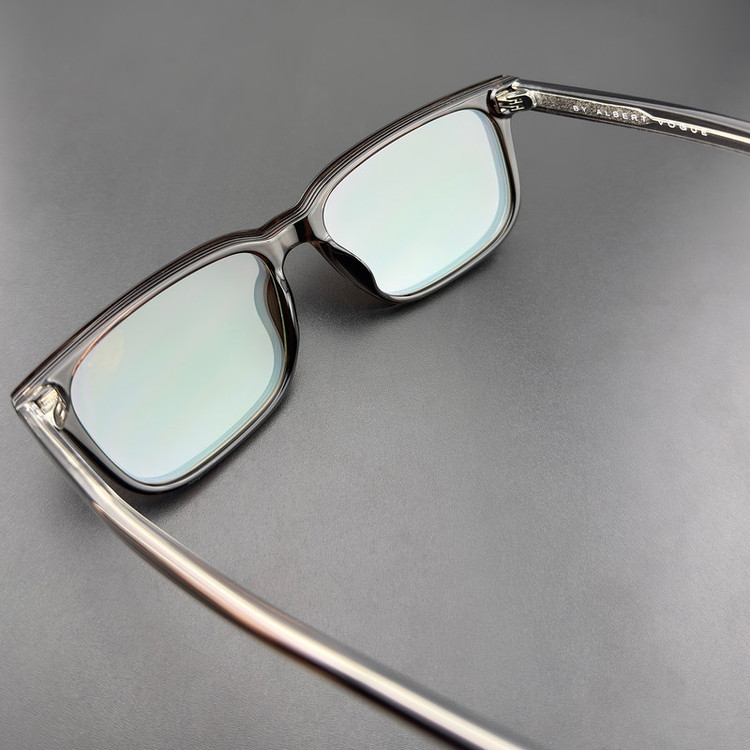 فریم عینک طبی آلبرت وگ مدل CG7201C646-P75 Polarized Double Switch مناسب برای انواع صورت به همراه کاور آفتابی
