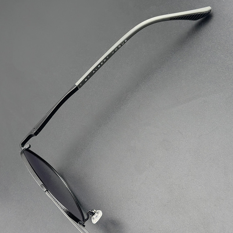 عینک آفتابی مردانه آلبرت وگ مدل JS8527C04-P115 Avantgarde Visionary