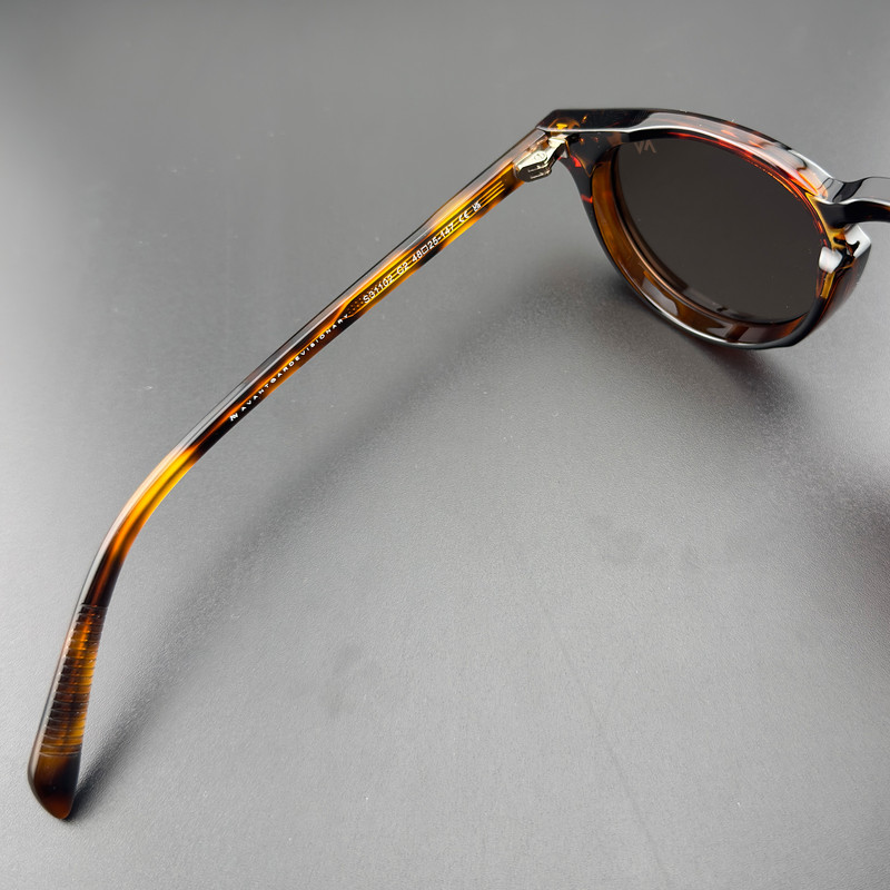 عینک آفتابی پنتوس (Pantos) آلبرت وگ مدل S31102C2 Acetate Avantgarde Visionary