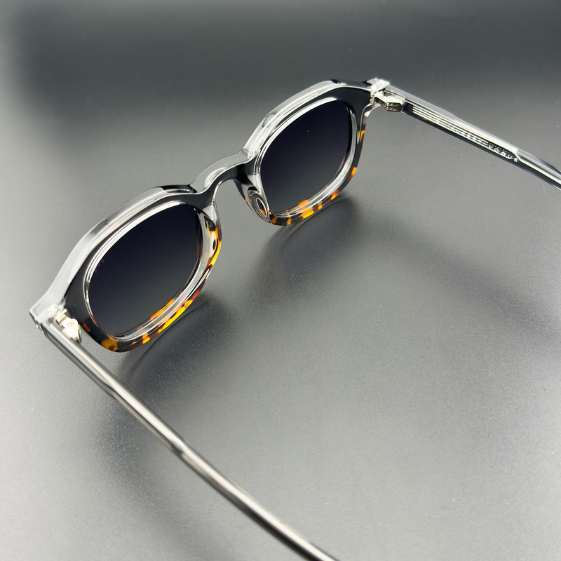 عینک آفتابی بیضی آلبرت وگ مدل S-31104-C4 Acetate Avantgarde Visionary