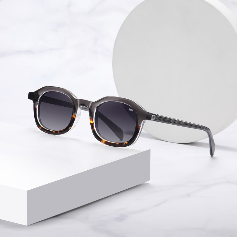 عینک آفتابی بیضی آلبرت وگ مدل S-31104-C4 Acetate Avantgarde Visionary