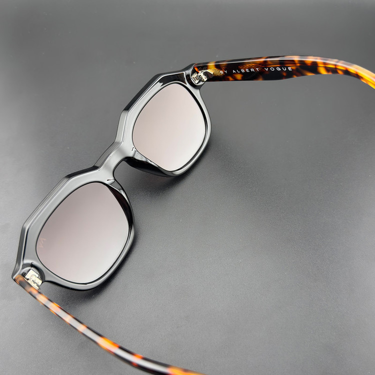 عینک آفتابی پنتوس (Pantos) آلبرت وگ مدل S31112C2 Acetate Avantgarde Visionary