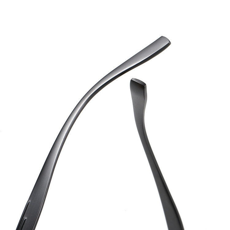 عینک آفتابی مستطیلی مدل LM3304 C09-P06-J09 Polarized Matte Gun