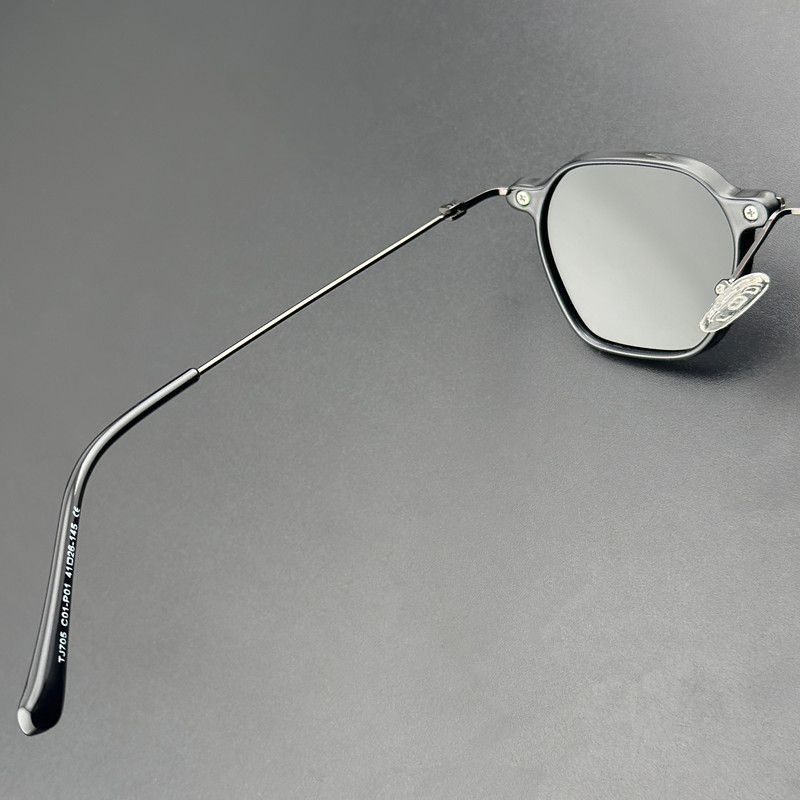 عینک آفتابی فریم خاص مدل TJ705C01-P01 Polarized