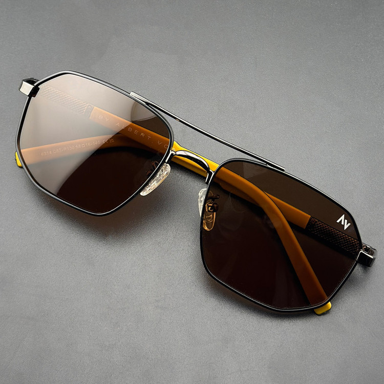 عینک آفتابی آلبرت وگ مدل 6314C87-P130 Polarized Avantgarde Visionary