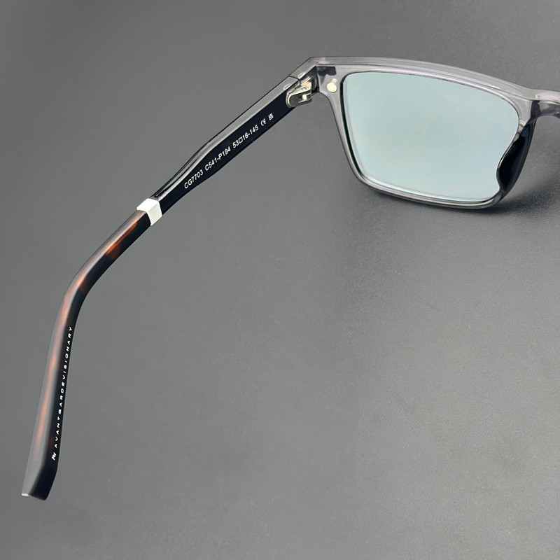 فریم عینک طبی ویفرر (Wayfarer) آلبرت وگ مدل CG7703C541-P194 مناسب برای انواع صورت به همراه کاور آفتابی