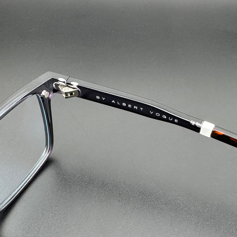 فریم عینک طبی ویفرر (Wayfarer) آلبرت وگ مدل CG7703C541-P194 مناسب برای انواع صورت به همراه کاور آفتابی