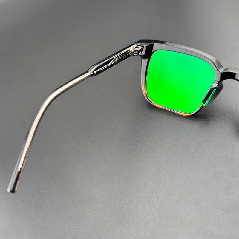 عینک آفتابی ویفرر (Wayfarer) آلبرت وگ مدل SZ8306 Obsidian Hawksbill