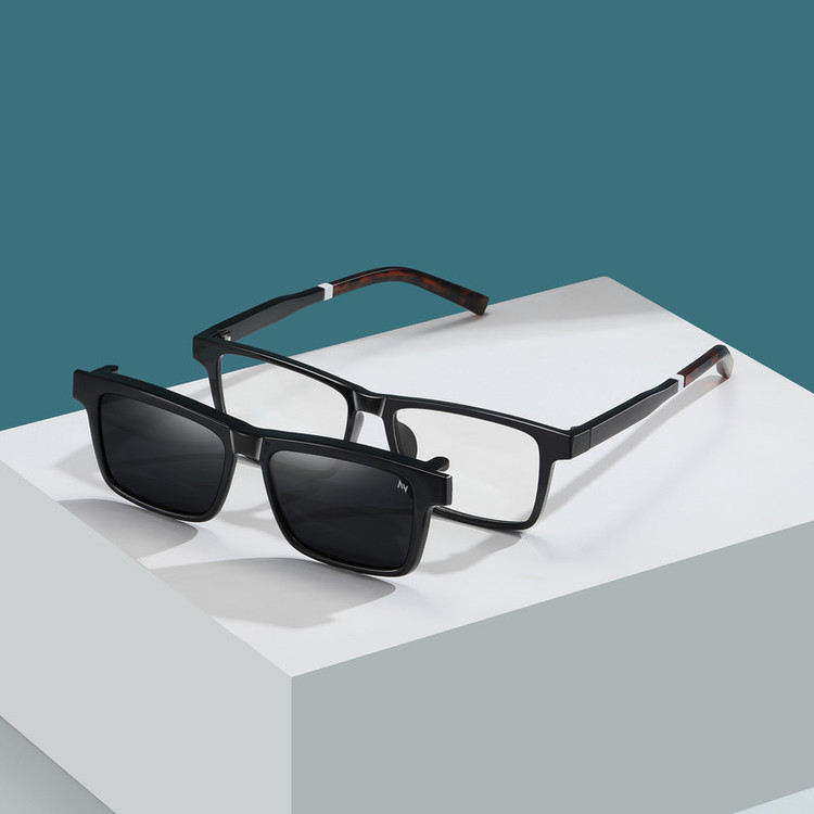 فریم عینک طبی مستطیلی آلبرت وگ مدل CG7703C01P97 Polarized Double Switch مناسب برای انواع صورت به همراه کاور آفتابی