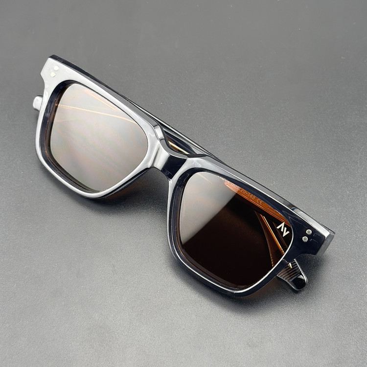 عینک آفتابی ویفرر (Wayfarer) آلبرت وگ مدل SZ8204 Anchor Tawny
