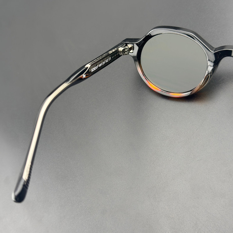 عینک آفتابی فرم خاص آلبرت وگ مدل SZ8207 Tortoise Hunter