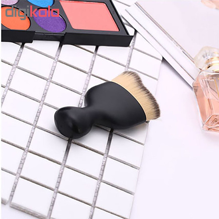 برس آرایشی مدل B55