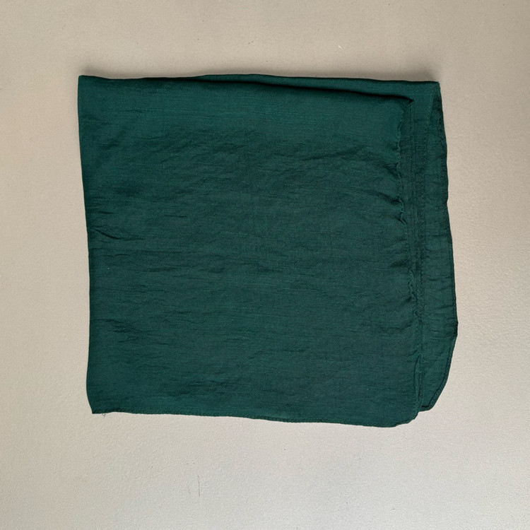 روسری نخ زنانه مدل مینی اسکارف نخی ساده کد 2 با طول و عرض 65x65 سانتیمتر