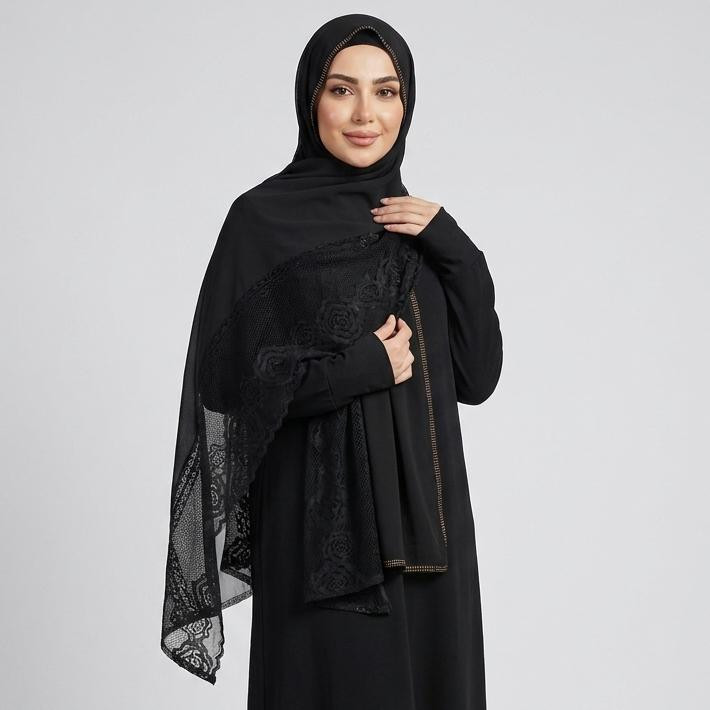 شال زنانه مدل ساده مجلسی حریر کرپ حاشیه گیپوری نگین دار کد 3