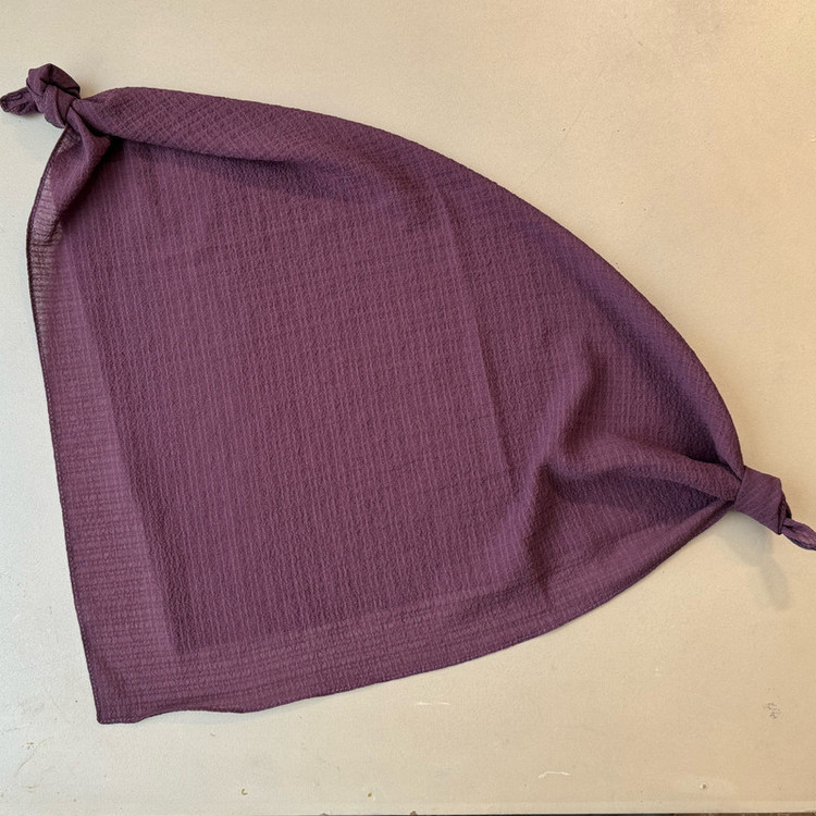روسری نخ زنانه مدل مینی اسکارف نخی ساده کد 6 با طول و عرض 65x65 سانتیمتر