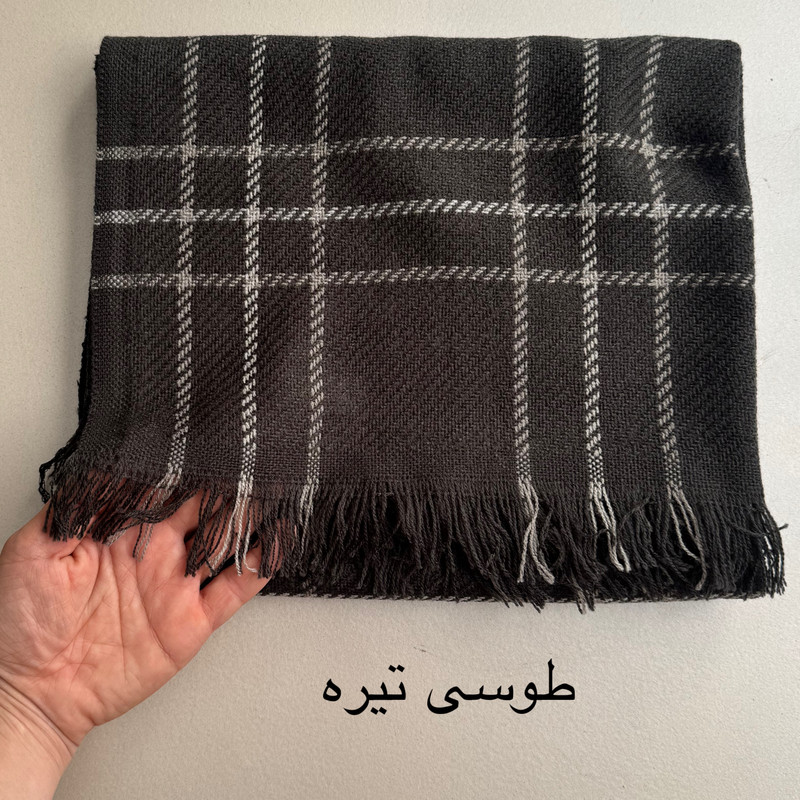 شال زنانه مدل کاموایی بافتنی چهارخانه پاییزی ریش ریشی کد 1