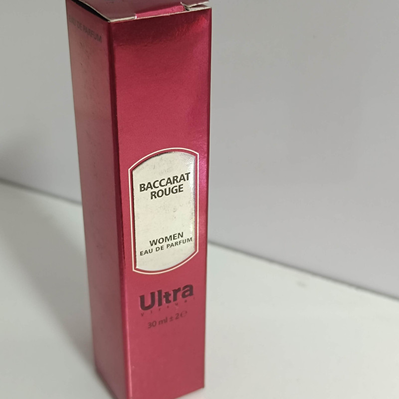 عطر جیبی زنانه اولترا ویرچوآل مدل Baccarat Rouge با رایحه گرم حجم 30 میلیلیتر