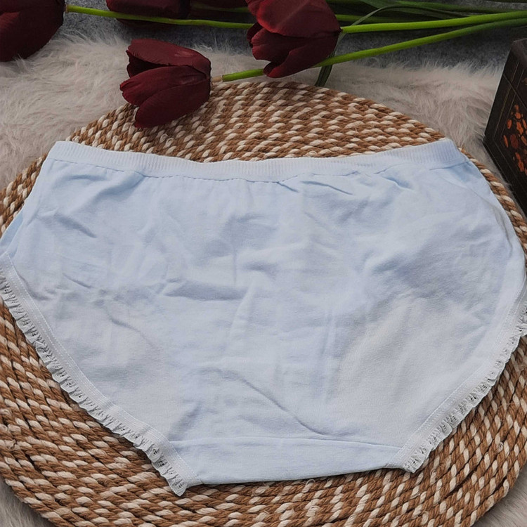 شورت زنانه مدل نخ پنبه کتان طرح عروسکی وارداتی مجموعه 3 عددی