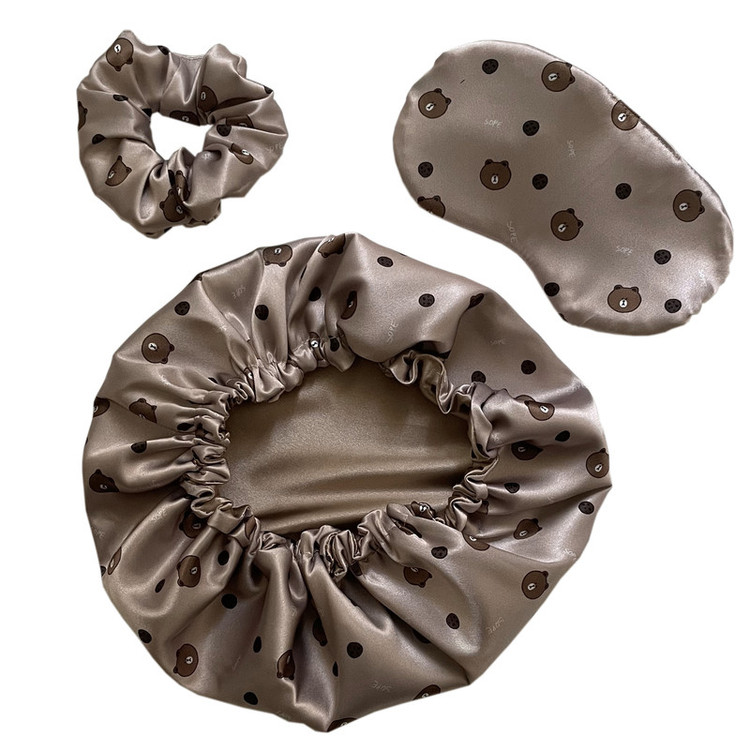 کلاه زنانه مدل ساتن دورو به همراه چشم بند و کش مو
