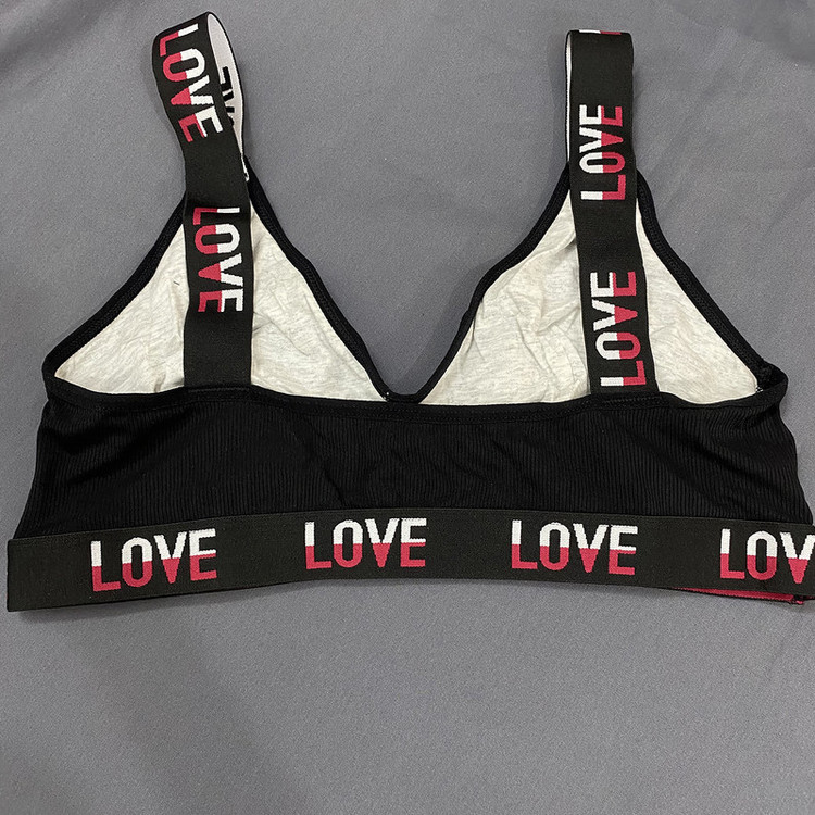 ست نیم تنه و شورت ورزشی زنانه مدل P2
