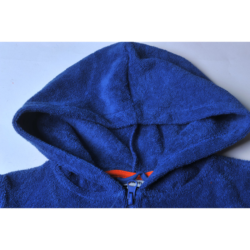 حوله بچگانه جی بی سی مدل جلو زیپ دار سایز 18x15 سانتی متر
