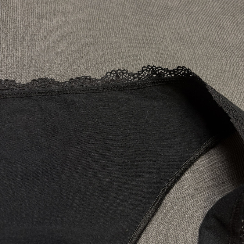 شورت لامبادا لیزری زنانه لفتیز مدل 5211344