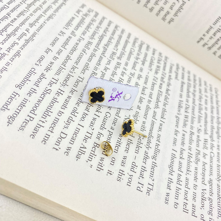 گوشواره زنانه وای اس ایکس مدل گل چهارپر کد E4605