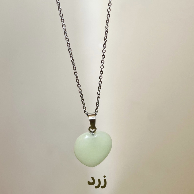 گردنبند زنانه مدل قلب سنگی شب تاب