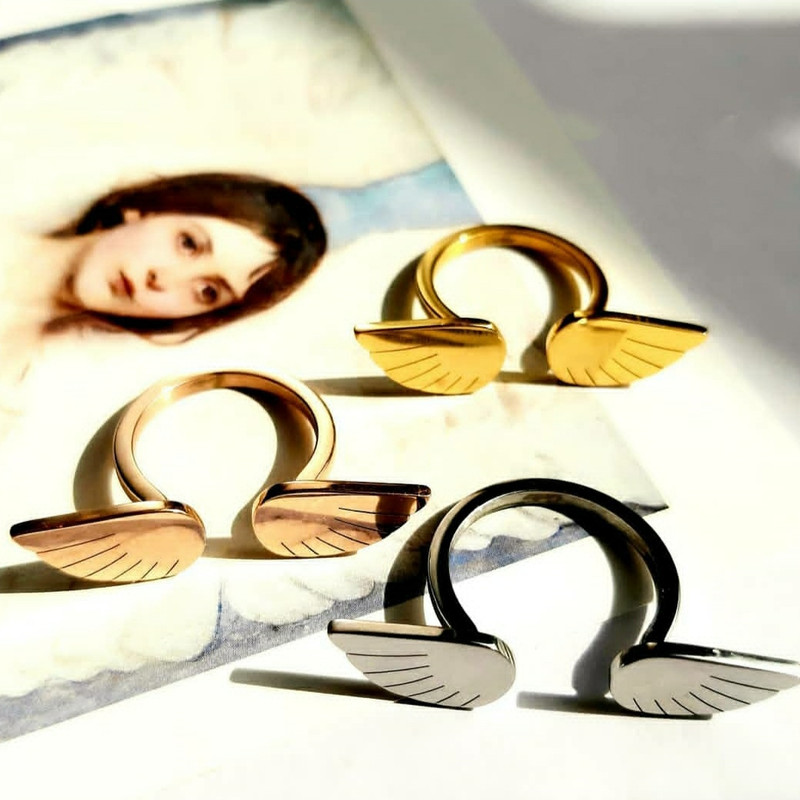 انگشتر زنانه مدل بال فرشته کد DA070