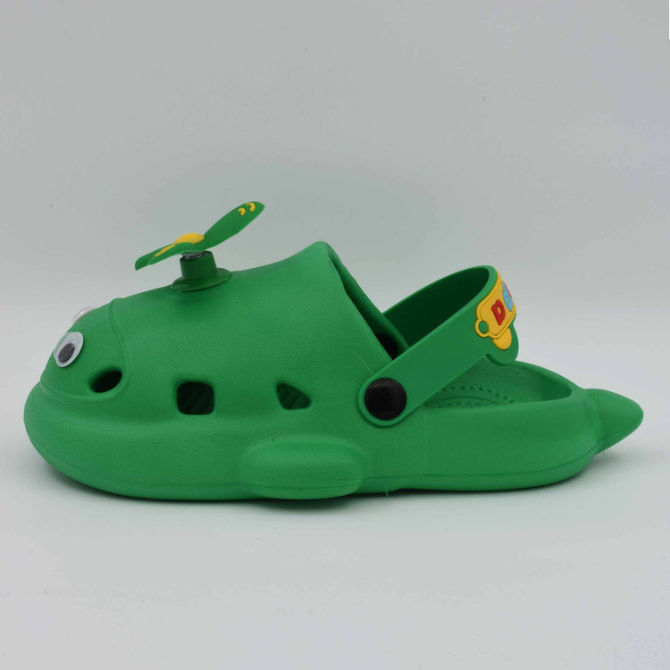 صندل پسرانه پاپا مدل آرسیس GRR.07
