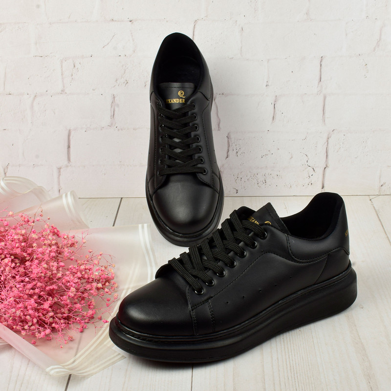 کفش روزمره مردانه مدل MC QUEEN BK.1933
